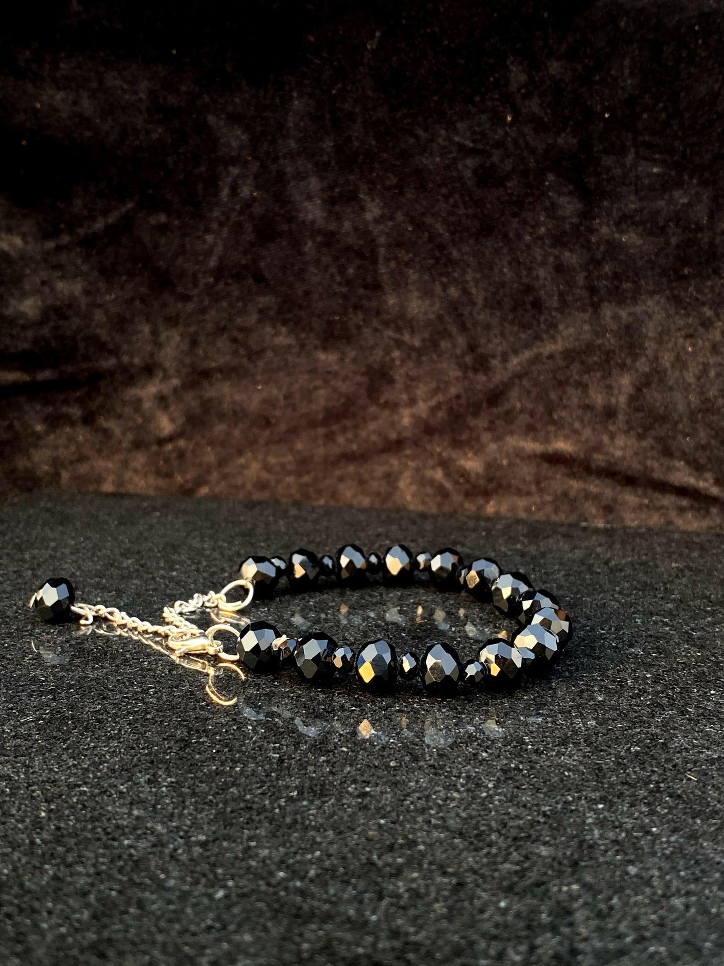 BLACK AQUAMARINE CRYSTAL BEADS BRACELET