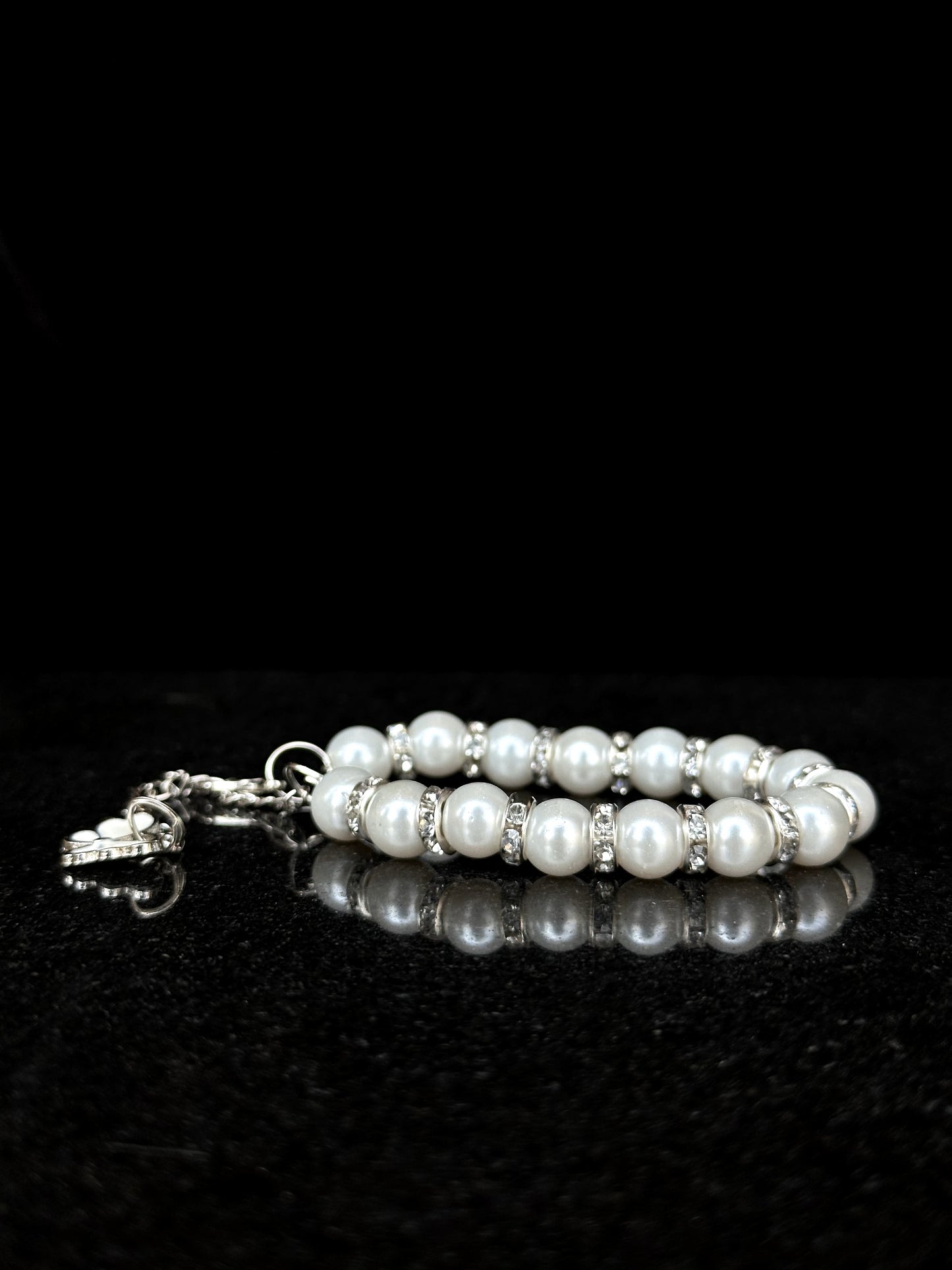Butterfly Whisper Pearl Bracelet + 1 FREE GIFT
