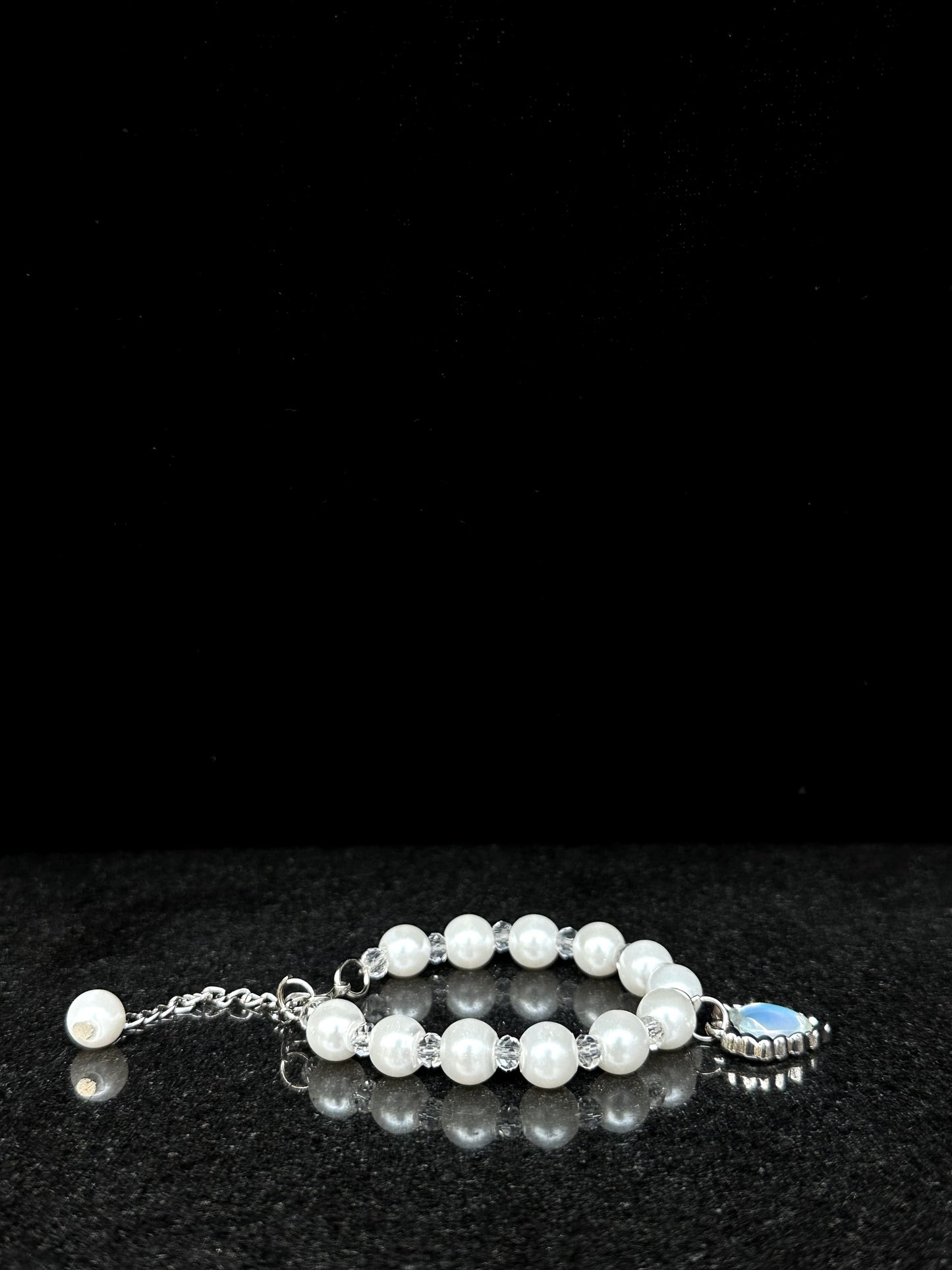 Crystal & Pearl with Blue Heart Charm + 1 FREE GIFT