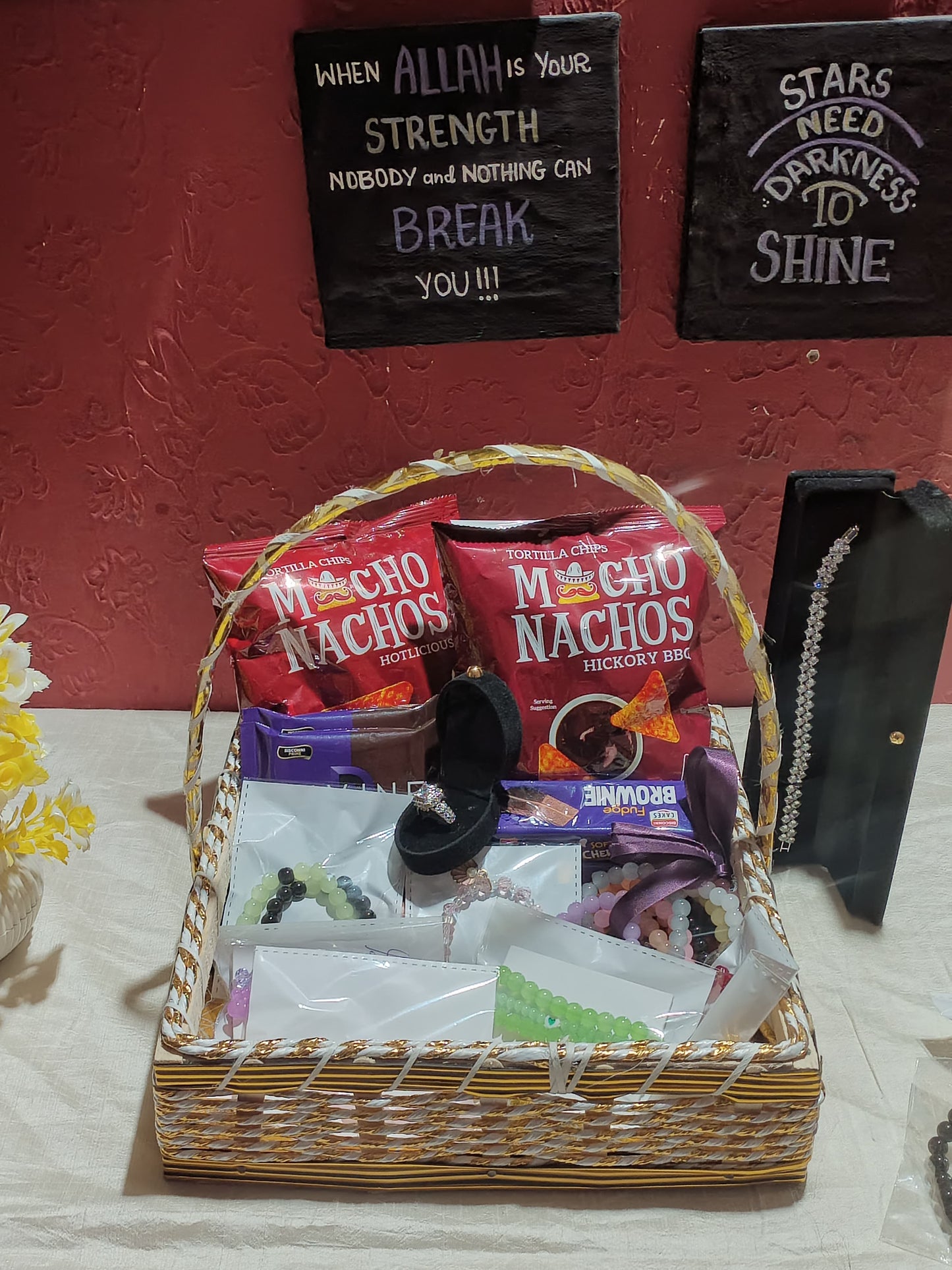🎁 Customizable Gift Basket – Build Your Own Gift Basket – Starting at Just Rs. 999! 🎁