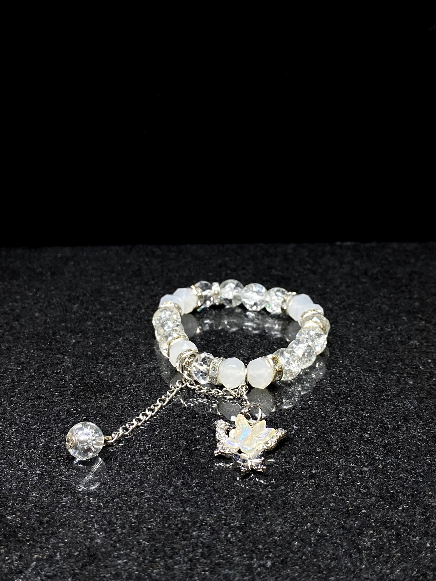White Frost Butterfly – Crack Bead Bracelet 🦋 + 1 FREE GIFT