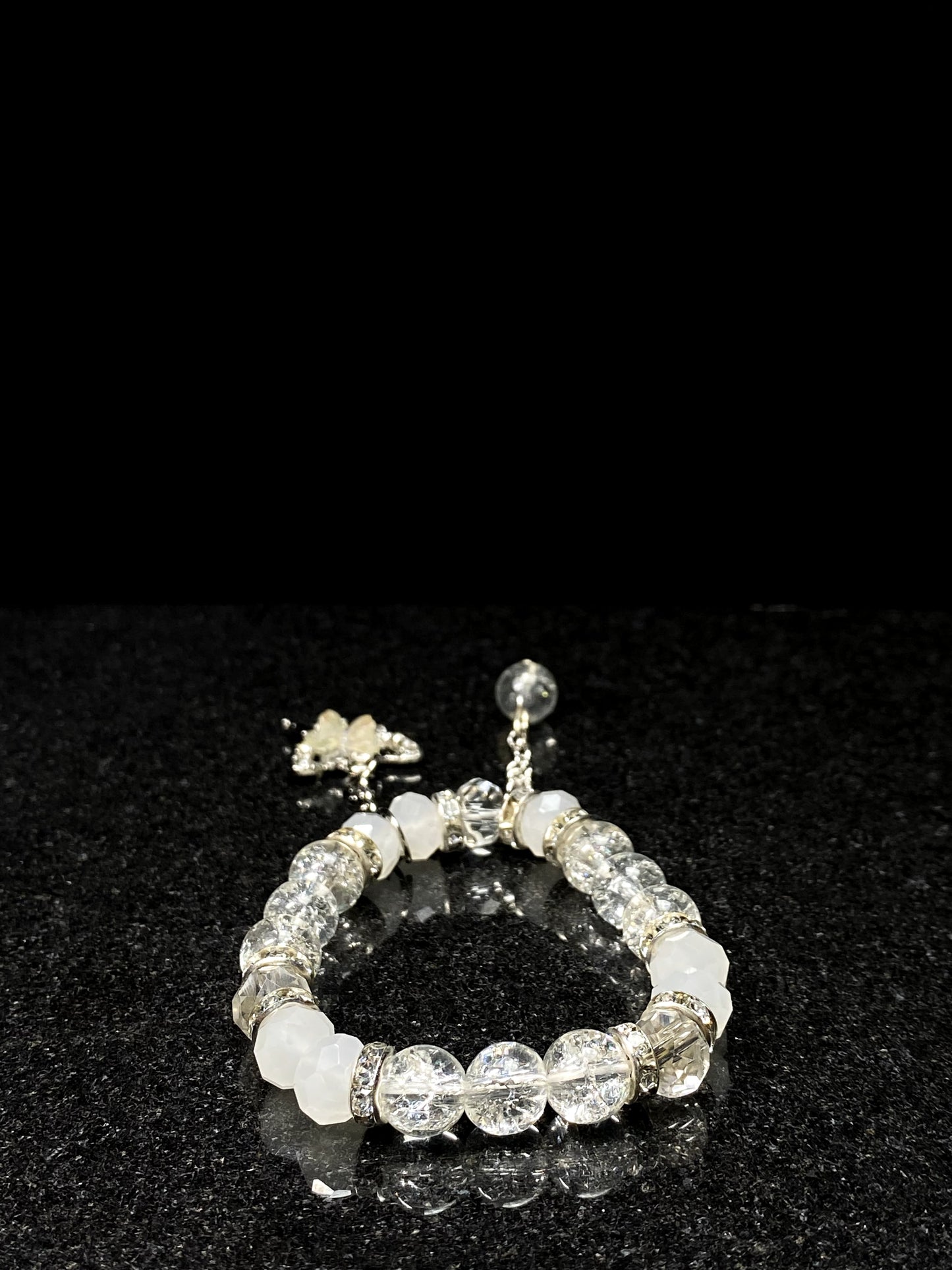 White Frost Butterfly – Crack Bead Bracelet 🦋 + 1 FREE GIFT