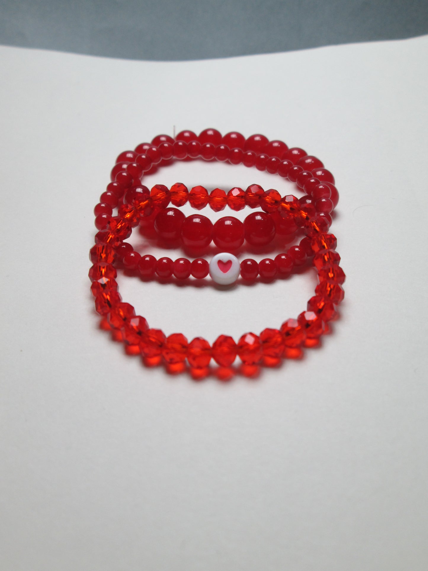 Red Beaded Adjustable Bracelet Set | 3-Piece Stackable Crystal & Heart Charm Bracelets+ 1 FREE GIFT
