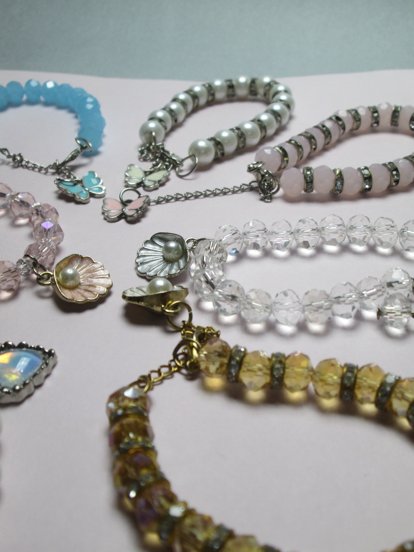 Pack Of 7 Beaded Bracelet Set | Butterfly, Pearl & Shell Crystal Bead  Bracelets for Girls & Women + 1 FREE GIFT