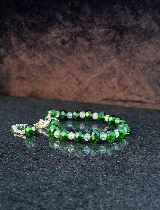 Emerald Elegance – Adjustable Green and White Crystal Bracelet