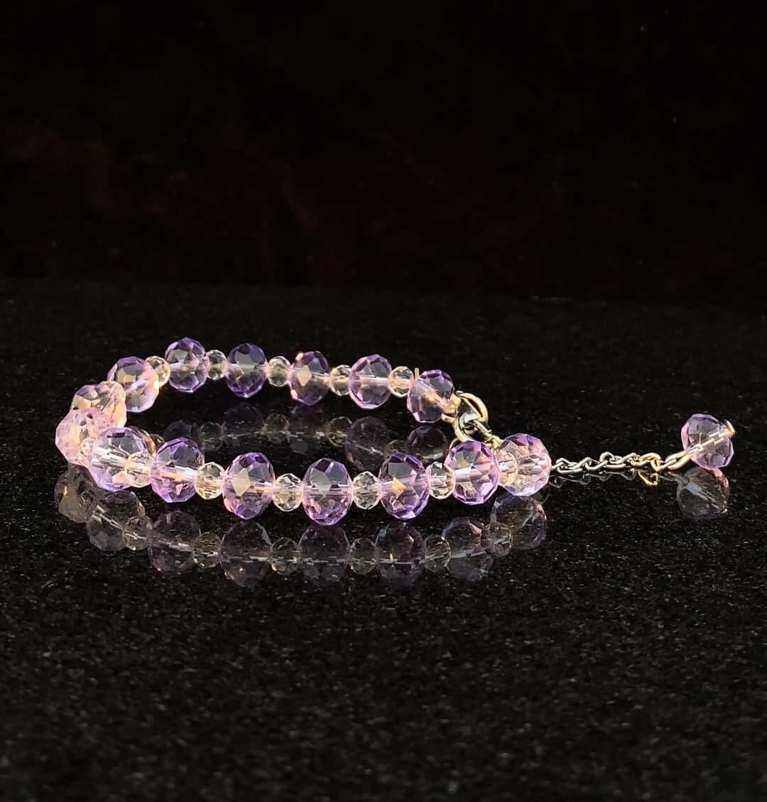 LIGHT PURPLE AND TRANSPARENT CRYSTAL BEADS BRACELET + 1 FREE GIFT