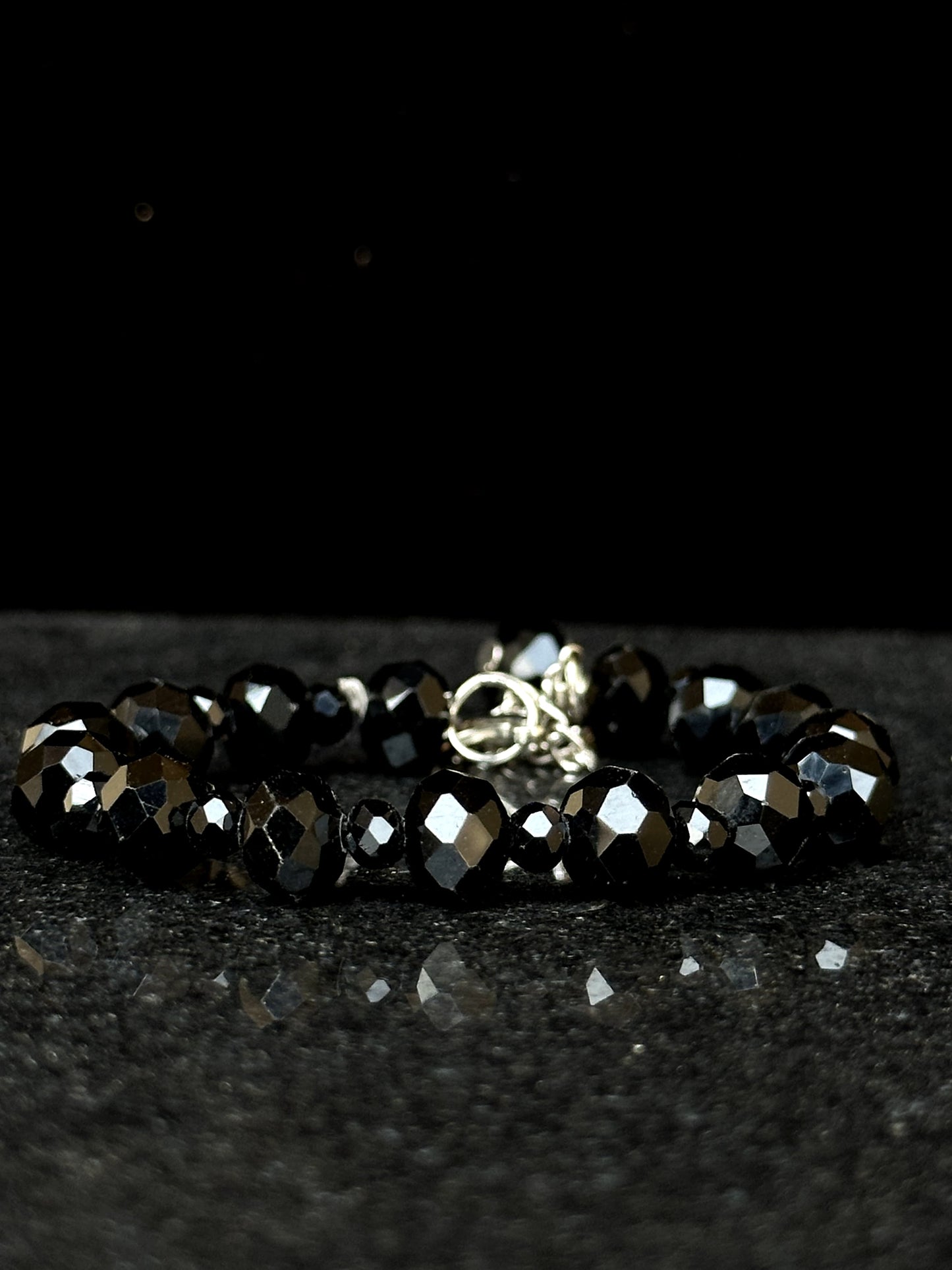 BLACK AQUAMARINE CRYSTAL BEADS BRACELET