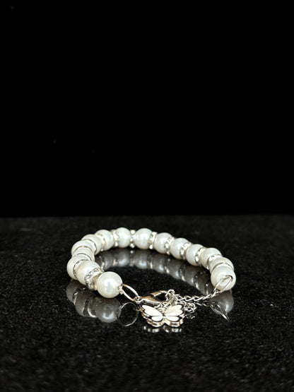 Butterfly Whisper Pearl Bracelet + 1 FREE GIFT
