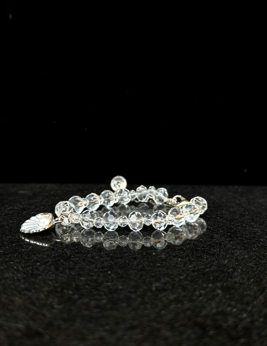 Luminous Crystal Pearl Bracelet + 1 FREE GIFT