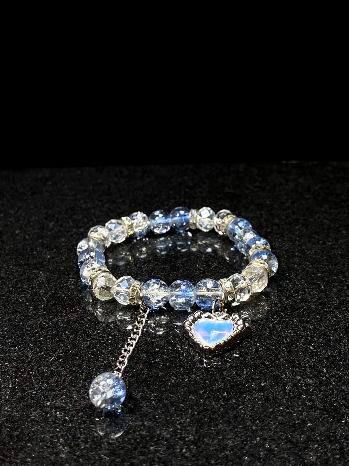 Blue Heart Glow – Blue crack beads with opal heart charm + 1 FREE GIFT