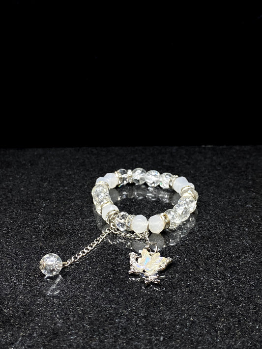 White Frost Butterfly – Crack Bead Bracelet 🦋 + 1 FREE GIFT